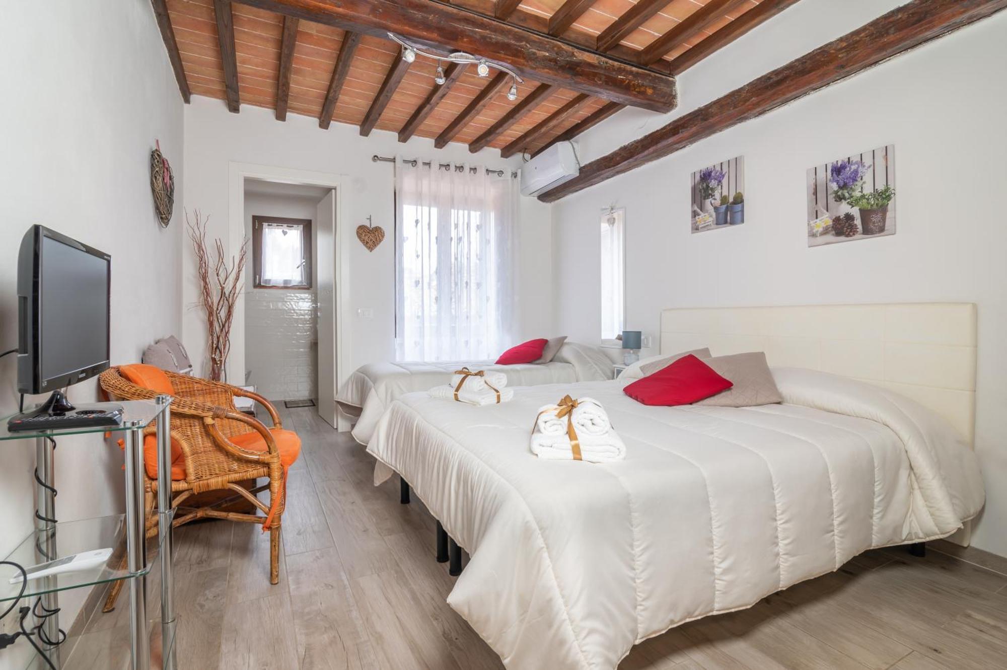 Casa Per La Costa Apartment Colle Val D'Elsa Exterior photo
